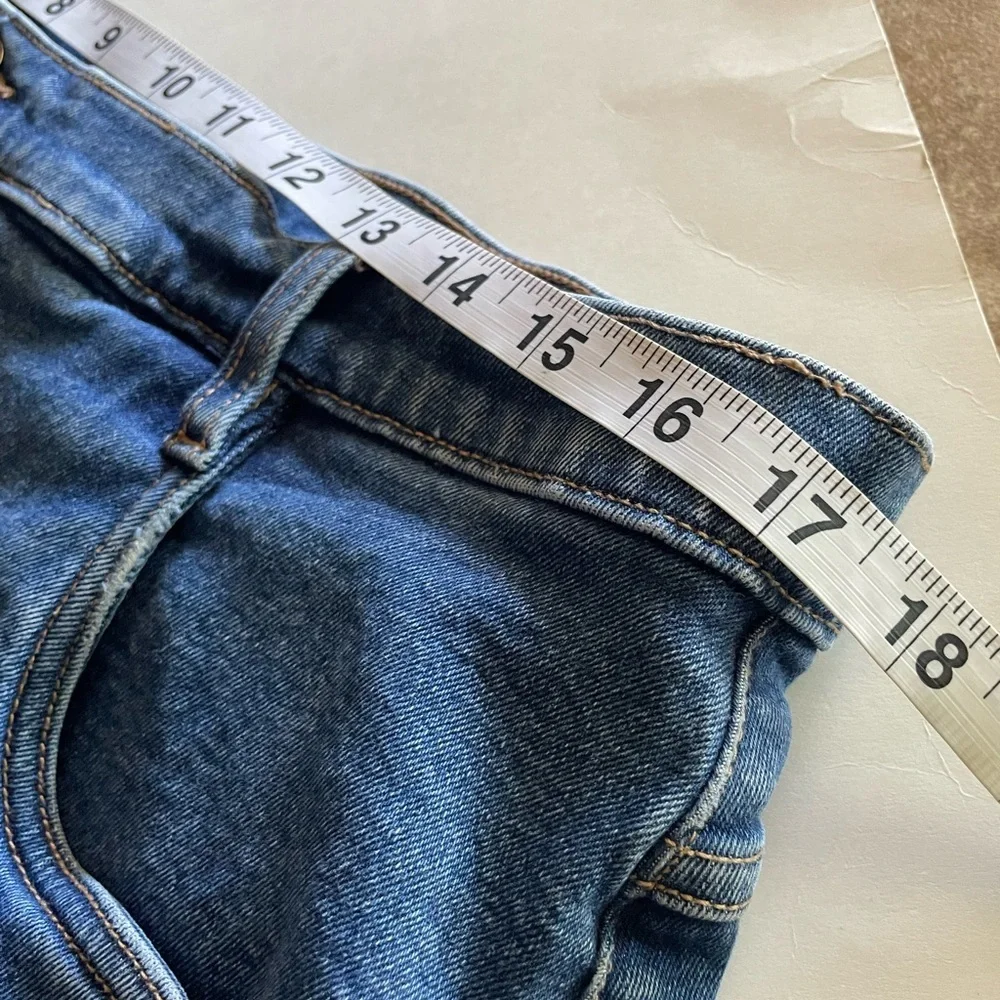 Vintage Cherokee Mom Fit Jean Shorts
